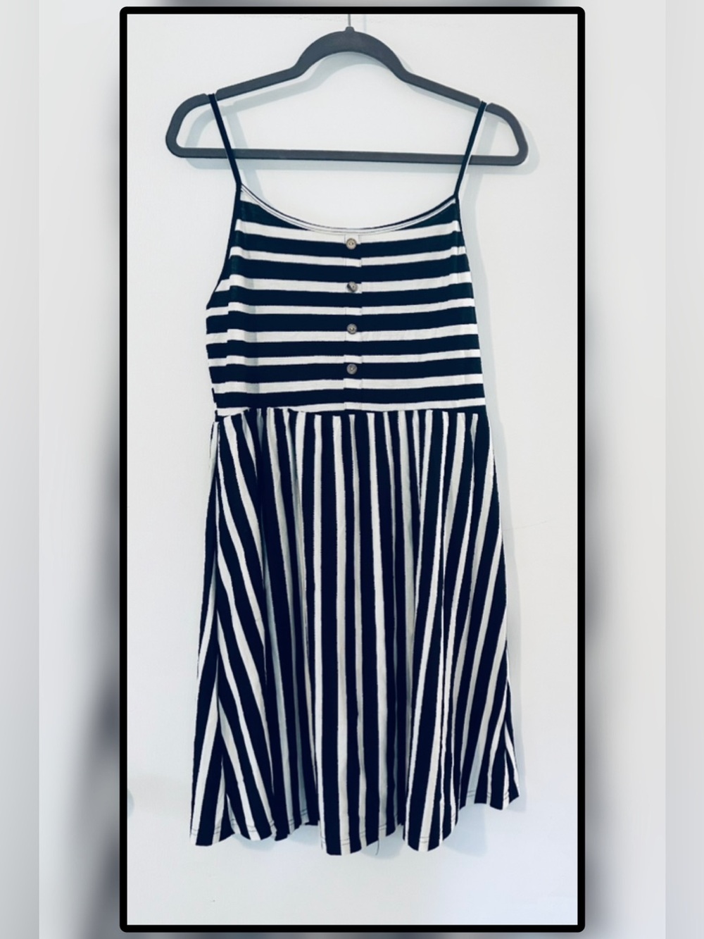 Summer Dress, Spaghetti Strap, black and white stripes, size xl, NWT